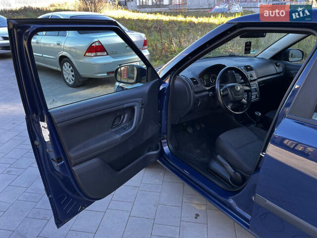 Синий Шкода Фабия, объемом двигателя 1.6 л и пробегом 221 тыс. км за 5499 $, фото 23 на Automoto.ua