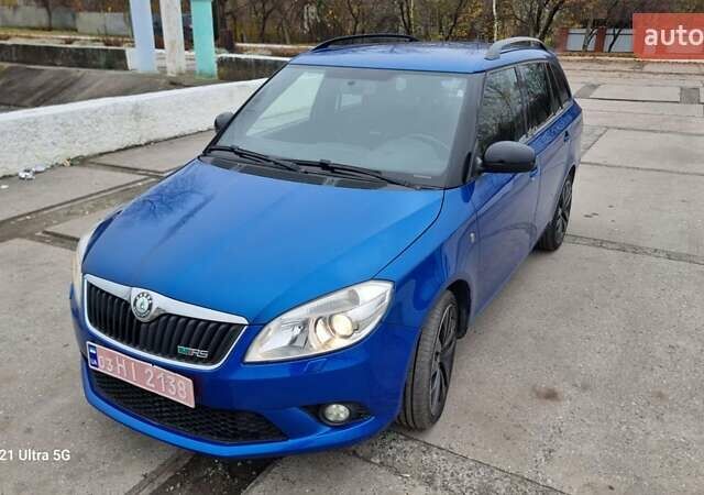 Синий Шкода Фабия, объемом двигателя 1.4 л и пробегом 222 тыс. км за 8100 $, фото 5 на Automoto.ua