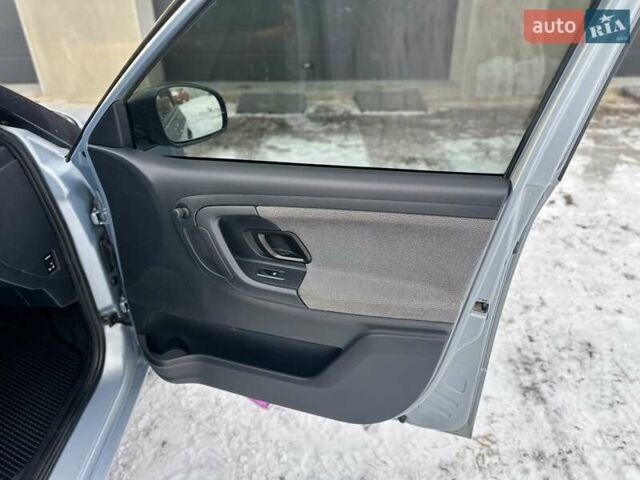 Синий Шкода Фабия, объемом двигателя 1.2 л и пробегом 160 тыс. км за 4800 $, фото 5 на Automoto.ua