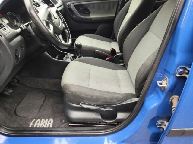 Синий Шкода Фабия, объемом двигателя 0 л и пробегом 310 тыс. км за 4000 $, фото 14 на Automoto.ua