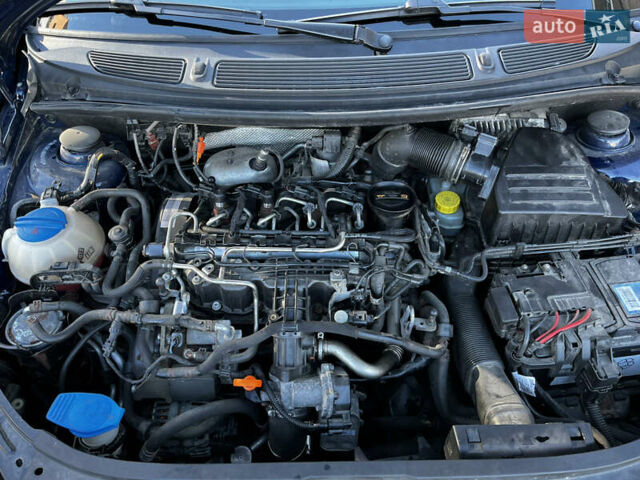 Синий Шкода Фабия, объемом двигателя 1.6 л и пробегом 221 тыс. км за 5499 $, фото 44 на Automoto.ua