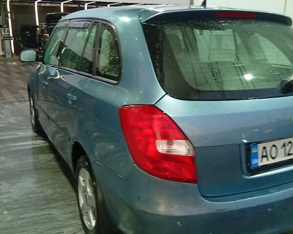 Шкода Фабия 2010 в Ужгороде на Automoto.ua Синий Шкода Фабия, объемом двигателя 1.2 л и пробегом 242 тыс. км за 3600 $, фото 8 на Automoto.ua