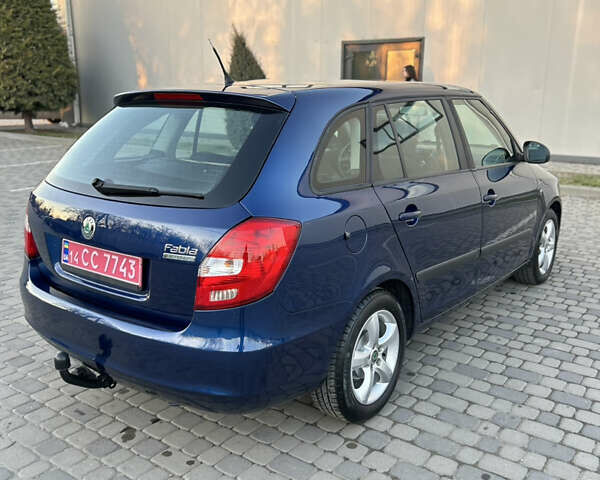 Синий Шкода Фабия, объемом двигателя 1.2 л и пробегом 182 тыс. км за 5850 $, фото 98 на Automoto.ua