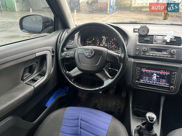 Синий Шкода Фабия, объемом двигателя 1.2 л и пробегом 254 тыс. км за 4900 $, фото 19 на Automoto.ua