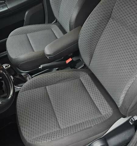 Синий Шкода Фабия, объемом двигателя 0 л и пробегом 195 тыс. км за 5400 $, фото 7 на Automoto.ua