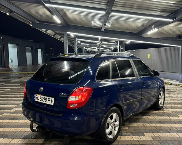 Синий Шкода Фабия, объемом двигателя 1.2 л и пробегом 255 тыс. км за 4250 $, фото 5 на Automoto.ua