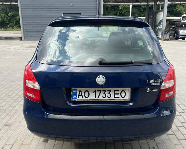 Синій Шкода Фабія, об'ємом двигуна 1.6 л та пробігом 214 тис. км за 5400 $, фото 4 на Automoto.ua