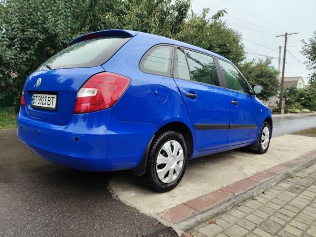 Синий Шкода Фабия, объемом двигателя 0 л и пробегом 310 тыс. км за 4000 $, фото 15 на Automoto.ua