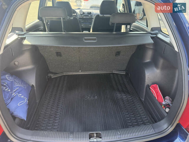 Синий Шкода Фабия, объемом двигателя 1.2 л и пробегом 195 тыс. км за 6600 $, фото 6 на Automoto.ua