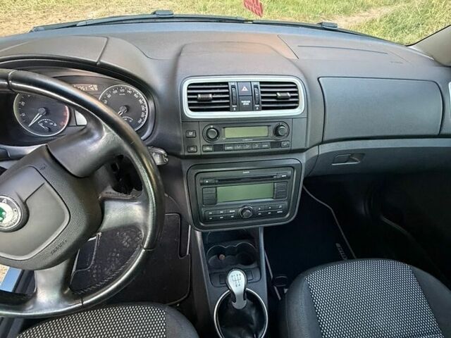 Синій Шкода Фабія, об'ємом двигуна 1.39 л та пробігом 174 тис. км за 6600 $, фото 30 на Automoto.ua