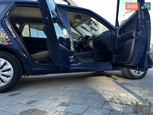 Синий Шкода Фабия, объемом двигателя 1.6 л и пробегом 221 тыс. км за 5499 $, фото 40 на Automoto.ua