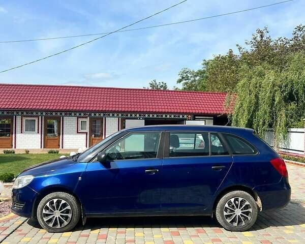 Синий Шкода Фабия, объемом двигателя 1.6 л и пробегом 258 тыс. км за 4799 $, фото 8 на Automoto.ua