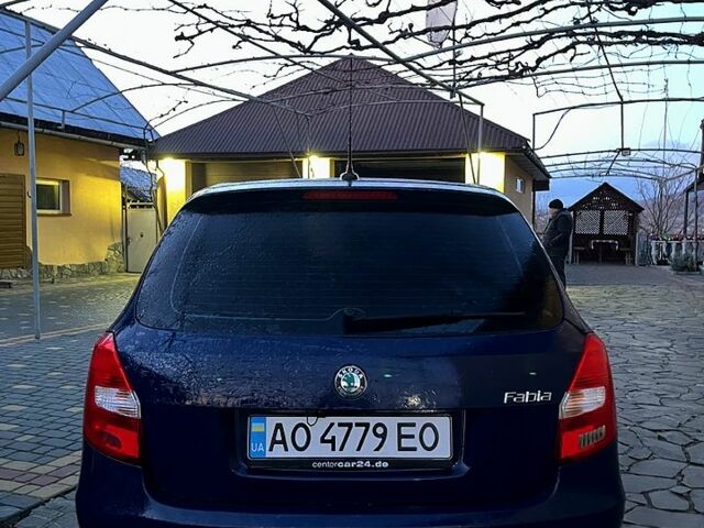 Синий Шкода Фабия, объемом двигателя 16 л и пробегом 302 тыс. км за 6500 $, фото 10 на Automoto.ua