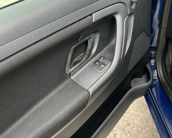 Шкода Фабія 2011 у Ахтырке на Automoto.ua Синій Шкода Фабія, об'ємом двигуна 1.4 л та пробігом 169 тис. км за 6300 $, фото 32 на Automoto.ua