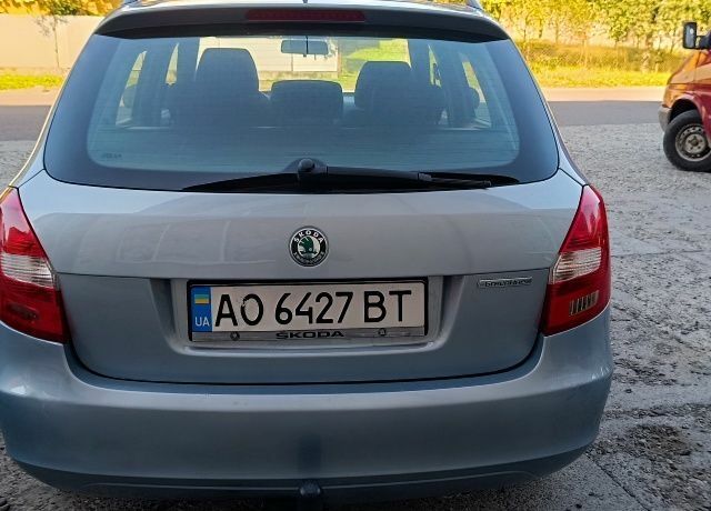 Синий Шкода Фабия, объемом двигателя 1.2 л и пробегом 257 тыс. км за 4850 $, фото 3 на Automoto.ua