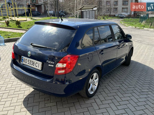 Синий Шкода Фабия, объемом двигателя 1.6 л и пробегом 241 тыс. км за 5700 $, фото 3 на Automoto.ua
