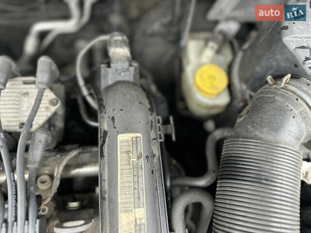 Синий Шкода Фабия, объемом двигателя 1.2 л и пробегом 232 тыс. км за 3999 $, фото 40 на Automoto.ua