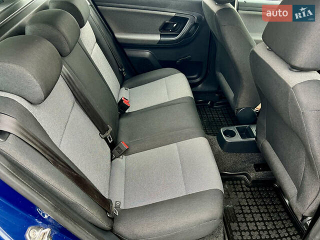 Шкода Фабия 2011 в Кривом Роге на Automoto.ua Синий Шкода Фабия, объемом двигателя 1.6 л и пробегом 216 тыс. км за 5999 $, фото 9 на Automoto.ua