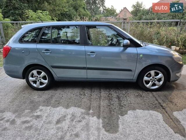 Синій Шкода Фабія, об'ємом двигуна 1.2 л та пробігом 430 тис. км за 4500 $, фото 10 на Automoto.ua