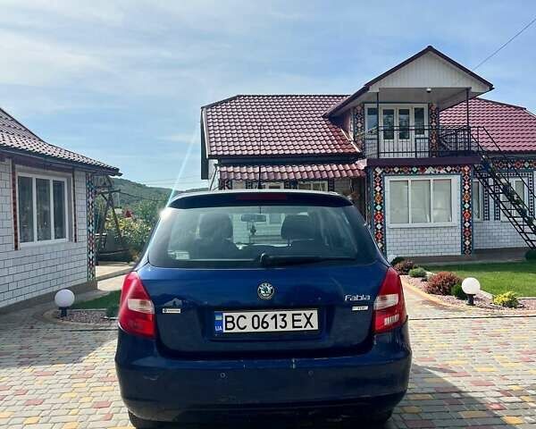 Синий Шкода Фабия, объемом двигателя 1.6 л и пробегом 258 тыс. км за 4799 $, фото 5 на Automoto.ua