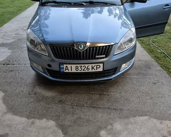 Синій Шкода Фабія, об'ємом двигуна 1.2 л та пробігом 430 тис. км за 4500 $, фото 1 на Automoto.ua