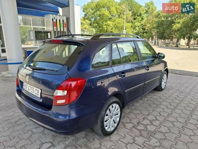 Синий Шкода Фабия, объемом двигателя 1.2 л и пробегом 211 тыс. км за 5900 $, фото 4 на Automoto.ua