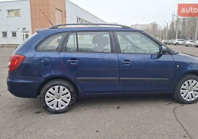 Синий Шкода Фабия, объемом двигателя 1.2 л и пробегом 212 тыс. км за 5000 $, фото 6 на Automoto.ua