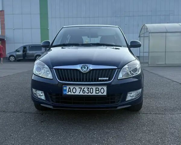 Синій Шкода Фабія, об'ємом двигуна 1.2 л та пробігом 0 тис. км за 5600 $, фото 2 на Automoto.ua