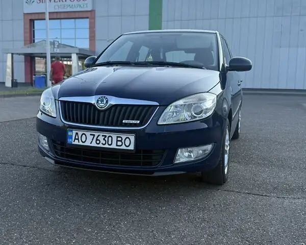 Синій Шкода Фабія, об'ємом двигуна 1.2 л та пробігом 0 тис. км за 5600 $, фото 4 на Automoto.ua