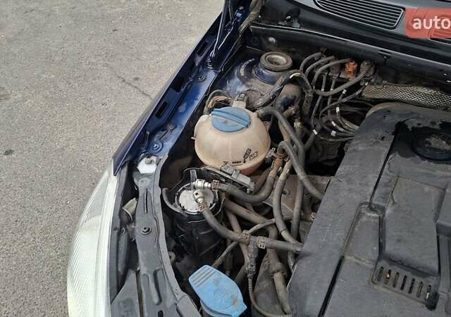 Синий Шкода Фабия, объемом двигателя 1.2 л и пробегом 212 тыс. км за 5000 $, фото 18 на Automoto.ua