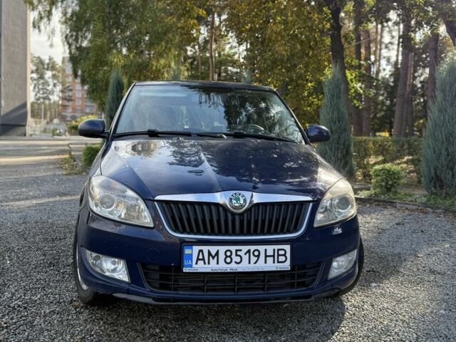 Синій Шкода Фабія, об'ємом двигуна 1.6 л та пробігом 275 тис. км за 5750 $, фото 2 на Automoto.ua