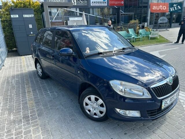 Синий Шкода Фабия, объемом двигателя 1.4 л и пробегом 230 тыс. км за 5850 $, фото 5 на Automoto.ua