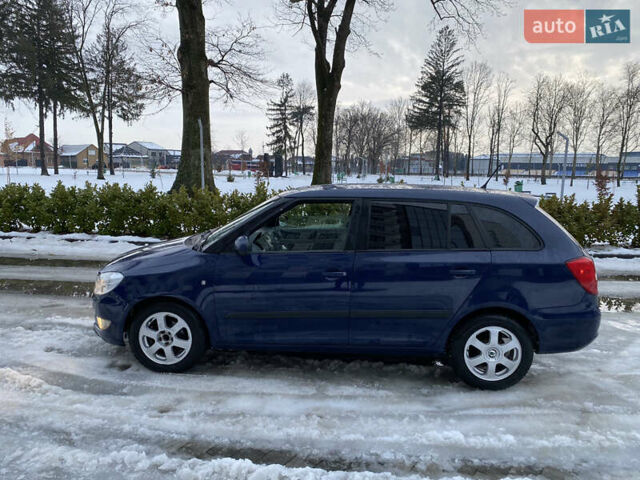 Синій Шкода Фабія, об'ємом двигуна 1.2 л та пробігом 280 тис. км за 4400 $, фото 7 на Automoto.ua