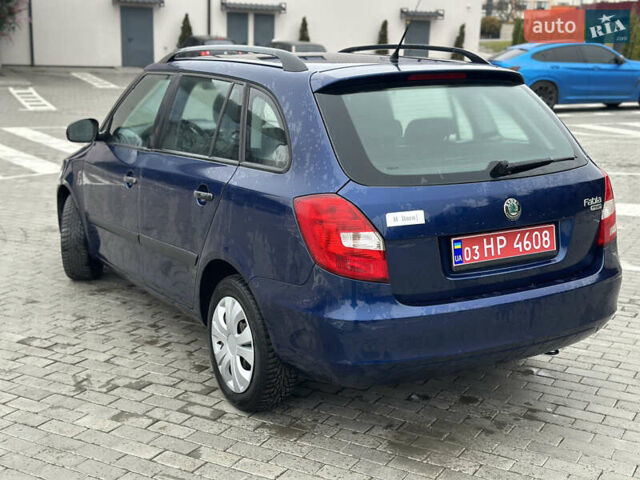 Синий Шкода Фабия, объемом двигателя 1.2 л и пробегом 232 тыс. км за 3999 $, фото 8 на Automoto.ua