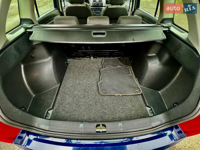 Шкода Фабия 2011 в Кривом Роге на Automoto.ua Синий Шкода Фабия, объемом двигателя 1.6 л и пробегом 216 тыс. км за 5999 $, фото 7 на Automoto.ua