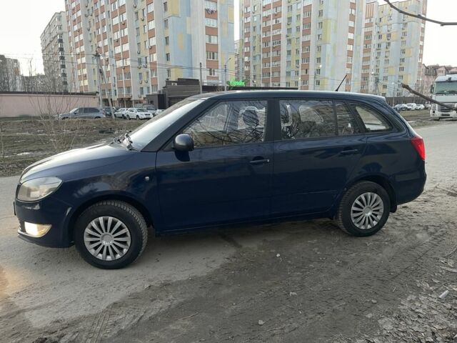Синій Шкода Фабія, об'ємом двигуна 1.4 л та пробігом 380 тис. км за 5099 $, фото 7 на Automoto.ua