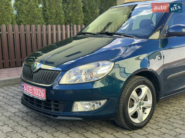 Синий Шкода Фабия, объемом двигателя 1.2 л и пробегом 185 тыс. км за 7099 $, фото 3 на Automoto.ua