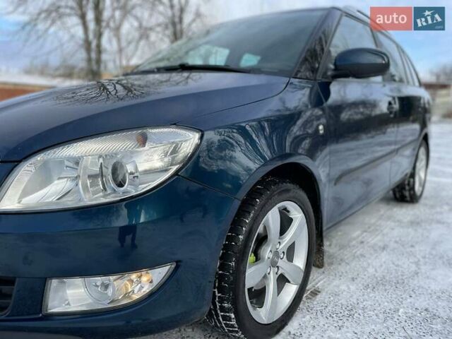 Синій Шкода Фабія, об'ємом двигуна 1.2 л та пробігом 270 тис. км за 6200 $, фото 4 на Automoto.ua