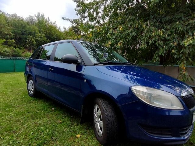 Синій Шкода Фабія, об'ємом двигуна 1.2 л та пробігом 273 тис. км за 4750 $, фото 9 на Automoto.ua