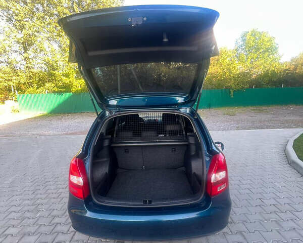 Шкода Фабия 2012 в Львове на Automoto.ua Синий Шкода Фабия, объемом двигателя 1.2 л и пробегом 255 тыс. км за 5200 $, фото 2 на Automoto.ua