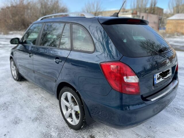 Синий Шкода Фабия, объемом двигателя 1.2 л и пробегом 270 тыс. км за 6500 $, фото 5 на Automoto.ua