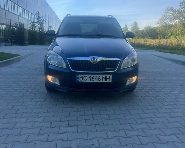 Шкода Фабия 2012 в Львове на Automoto.ua Синий Шкода Фабия, объемом двигателя 1.2 л и пробегом 255 тыс. км за 5200 $, фото 5 на Automoto.ua