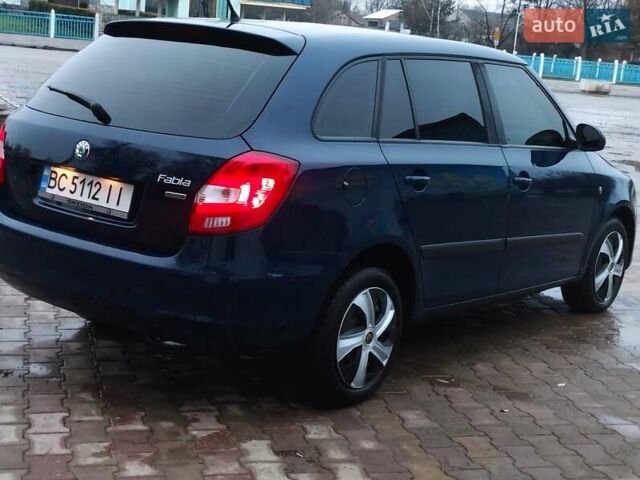 Синий Шкода Фабия, объемом двигателя 1.4 л и пробегом 225 тыс. км за 5450 $, фото 5 на Automoto.ua