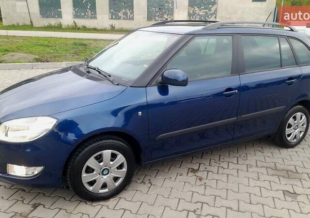 Синий Шкода Фабия, объемом двигателя 1.2 л и пробегом 180 тыс. км за 5850 $, фото 12 на Automoto.ua