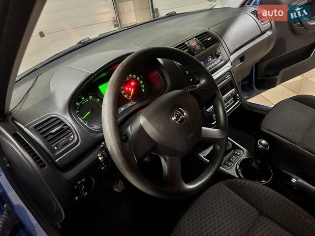 Синій Шкода Фабія, об'ємом двигуна 1.2 л та пробігом 258 тис. км за 5850 $, фото 41 на Automoto.ua