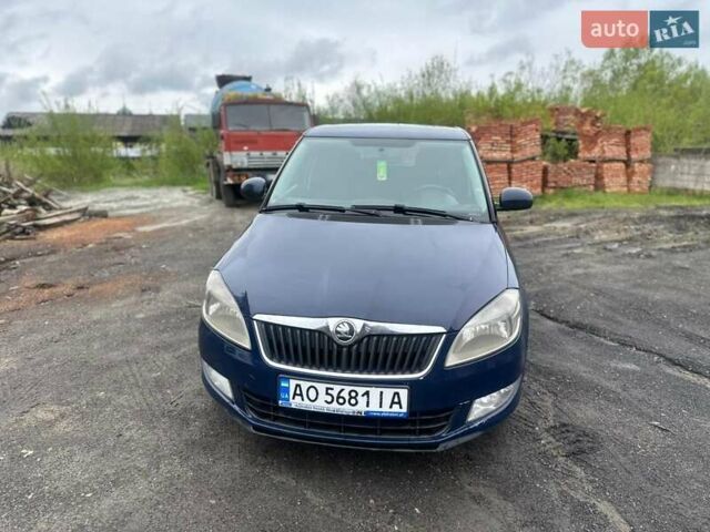 Синий Шкода Фабия, объемом двигателя 1.6 л и пробегом 308 тыс. км за 5900 $, фото 9 на Automoto.ua