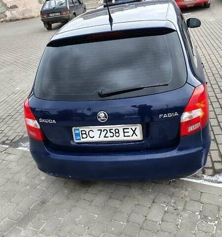 Синий Шкода Фабия, объемом двигателя 1.2 л и пробегом 222 тыс. км за 5500 $, фото 14 на Automoto.ua