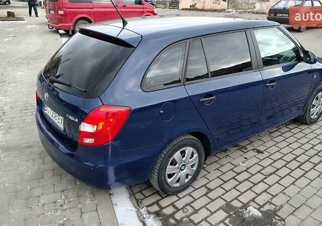 Синий Шкода Фабия, объемом двигателя 1.2 л и пробегом 222 тыс. км за 5500 $, фото 7 на Automoto.ua