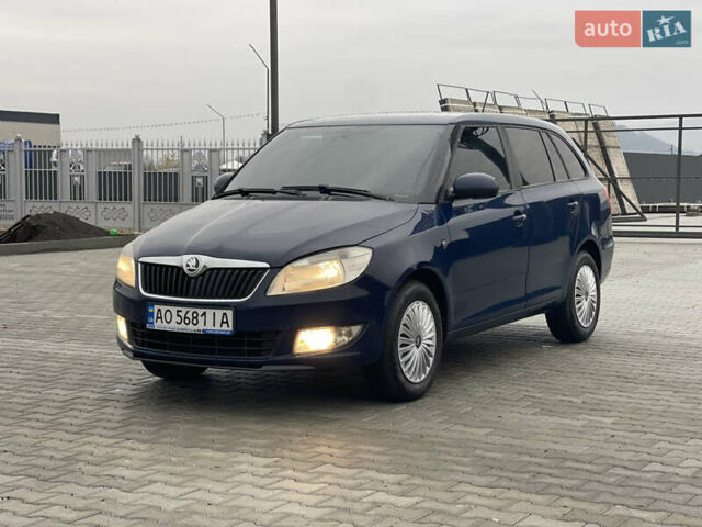 Синій Шкода Фабія, об'ємом двигуна 1.6 л та пробігом 317 тис. км за 5800 $, фото 1 на Automoto.ua