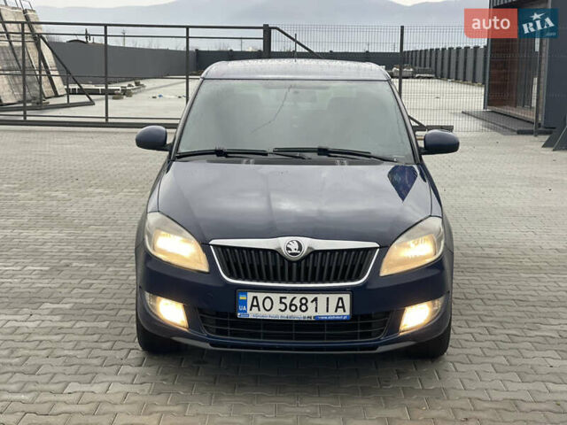 Синій Шкода Фабія, об'ємом двигуна 1.6 л та пробігом 317 тис. км за 5800 $, фото 5 на Automoto.ua
